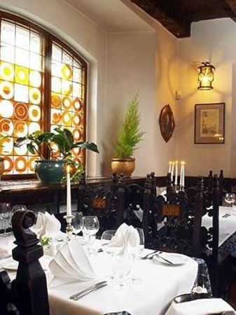 Restaurant U Tri Pstrosu